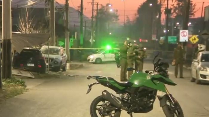 Delincuentes huían de Carabineros y atropellaron a 3 personas en San Bernardo: Una sufrió amputación
