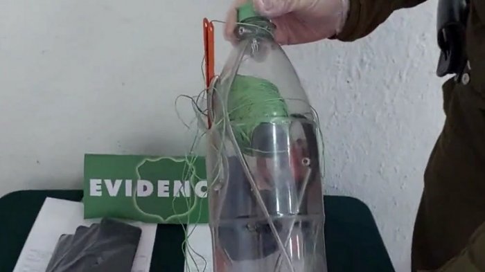 Carabineros sorprendió a sujeto intentando meter 8 celulares en cárcel de Talca: Los lanzó en una botella