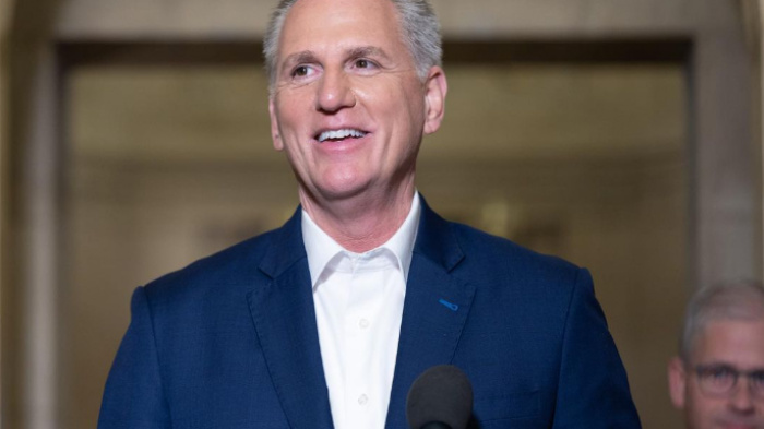 Republicanos de Estados Unidos anuncian maniobra para que Chile deje de tener la Visa Waiver