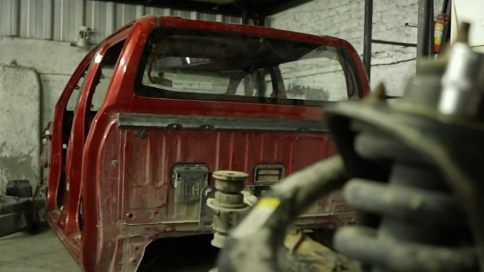 Busco mi auto: Joven viajó desde Antofagasta a Santiago tras ubicar su vehículo robado, pero nadie lo ayudó