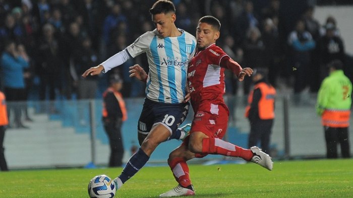 Ñublense fue goleado por Racing y se despidió de la Libertadores, pero consiguió cupo en la Sudamericana