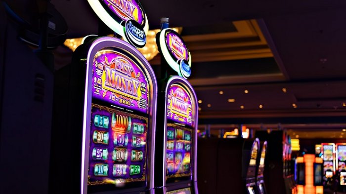 Jueza de Familia es acusada de ir a apostar a casinos mientras estaba con licencia médica