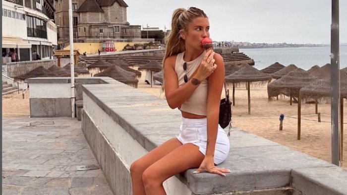 Coté López responde a seguidor que la acusó de pensar únicamente en la plata: 