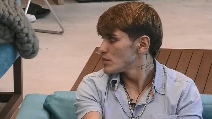 Hans reconoció que algunos de sus votos fueron porque se confundió de nombres: 