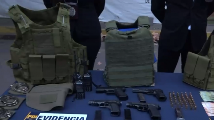 Hasta utilizaban vestuario: PDI detuvo a banda de falsos carabineros que realizaban 