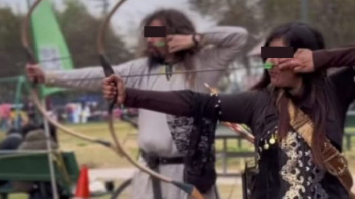 Mujer recibió una flecha en la cara en Feria Friki de Maipú: Practicaban 