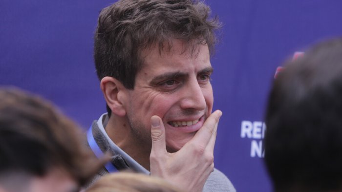 Diputados RN y UDI denuncian presuntos sobrepagos en Juaneb en la Fiscalía