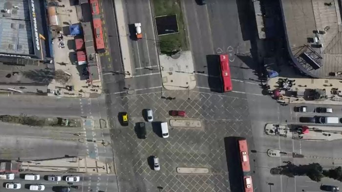 Cruces mortales: Las intersecciones peatonales más peligrosas del eje Alameda