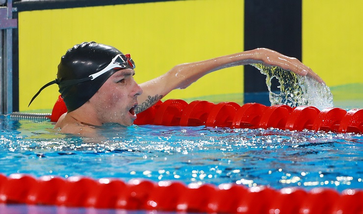 Alberto Abarza consiguió la plata en 100 metros espalda en