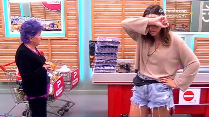 ¡Ni cigarros, ni sal y sobraron 30 mil pesos! Mónica y Trinidad olvidaron parte de la compra semanal