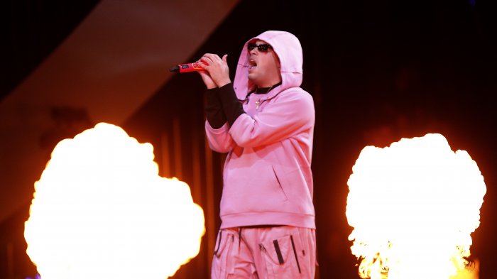 ¿Bad Bunny vuelve a Chile? Las señales que apuntan a su presencia en el próximo Lollapalooza 2024