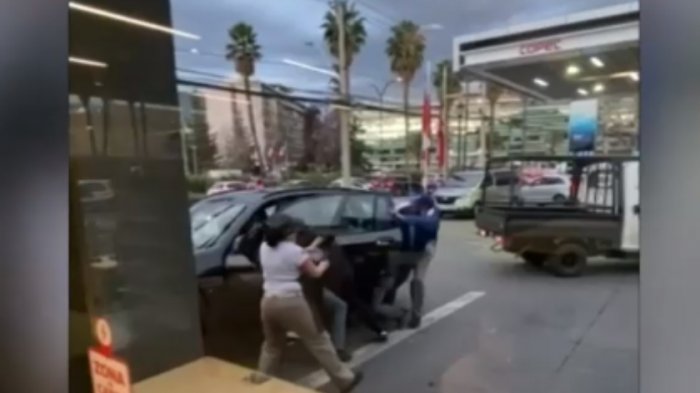 Minutos de terror: Violenta encerrona frustrada se registró en servicentro de La Dehesa