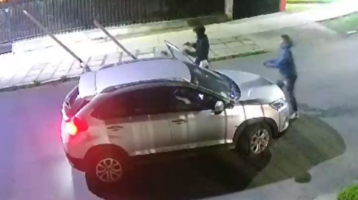 “Se repite el modus operandi”: Delincuentes asaltan a conductor de aplicación en La Cisterna