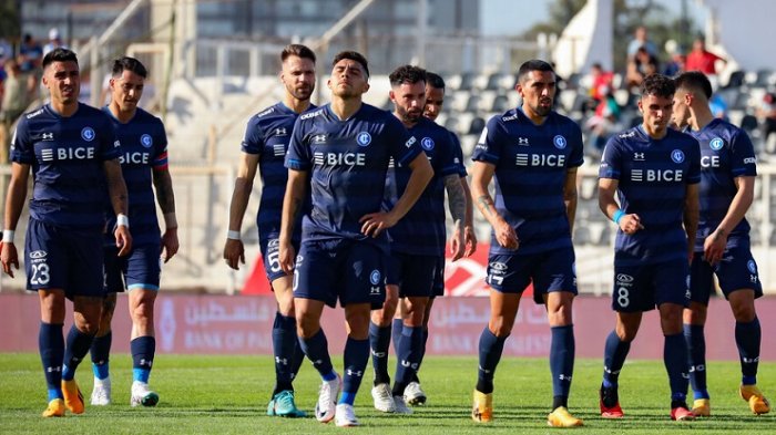 Crisis total: La pésima racha que extendió Universidad Católica tras ser goleado por Palestino
