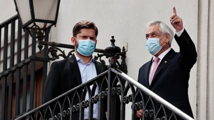 Piñera viajó en el avión presidencial junto a Pdte. Boric al cambio de mando en Paraguay