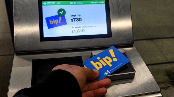 Este domingo subió el pasaje del transporte público en Santiago