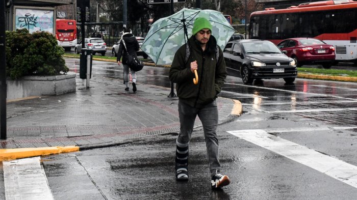 Ojo con los cambios de temperatura el fin de semana: ¿Cuándo vuelve la lluvia a Santiago?