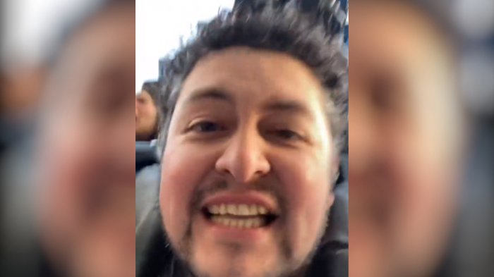 Fanático llama a votar por participante de Gran Hermano en montaña rusa de Fantasilandia