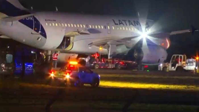Alerta en el Aeropuerto de Santiago: Aviso de bomba obligó a desplegar un gran operativo
