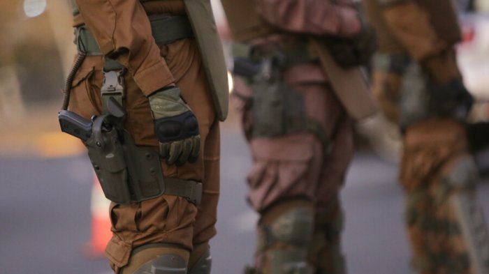 Carabinero fue herido a bala por compañero durante ataque de perro: Lo intentó defender pero lo lesionó