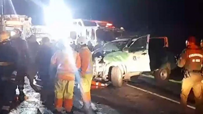 Dos carabineros y un civil murieron en choque: Conductor iba en aparente estado de ebriedad