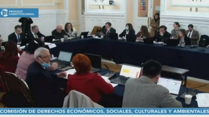 Consejo Constitucional: Aprobaron polémica enmienda que permite concesión de bienes de uso público