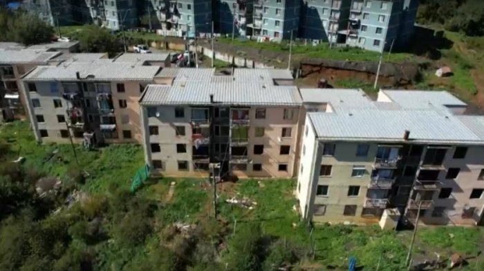 Más de 50 familias se tomaron y habitan edificios con peligro de derrumbe por graves daños estructurales