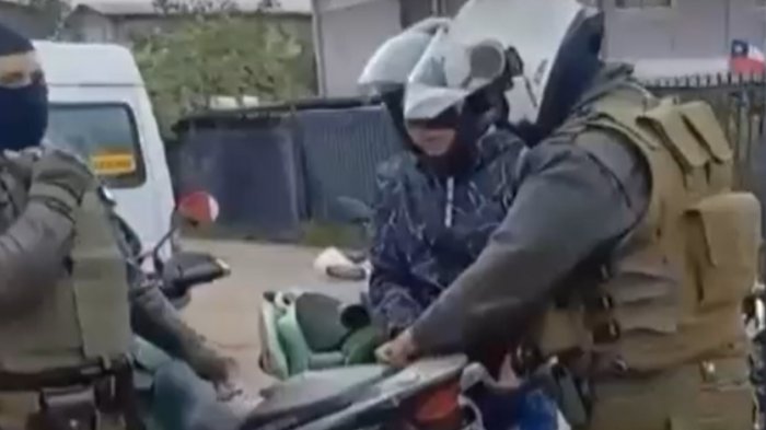 Carabineros detuvo a ciudadano extranjero por cohecho: Todo quedó registrado en video