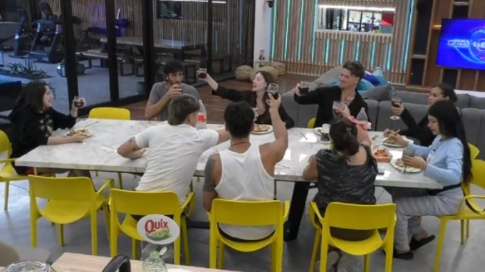 Ácido brindis de Jorge dejó a todos descolocados en almuerzo de bienvenida para iCata