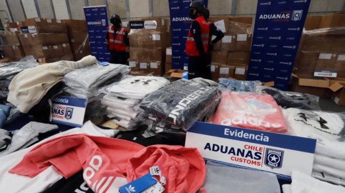 Informe Caso La Polar: La ruta de la ropa falsa en el retail