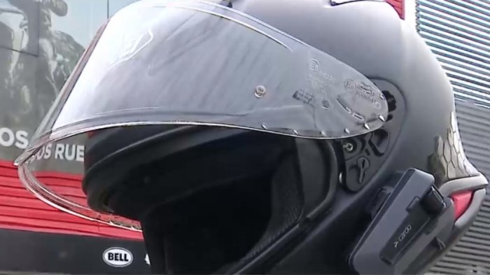 Comenzó a regir ley que sanciona uso de cascos no certificados: Estas son las multas