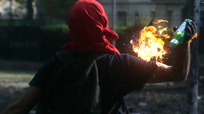 Despachan proyecto que sanciona el porte ilegal de combustible en manifestaciones públicas