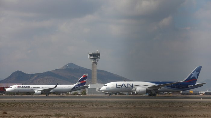 Controladores aéreos inician movilización este viernes en inicio del fin de semana largo