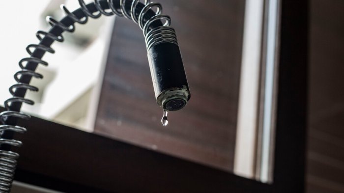 A qué hora parte el corte de agua este viernes: Todo lo que debes saber