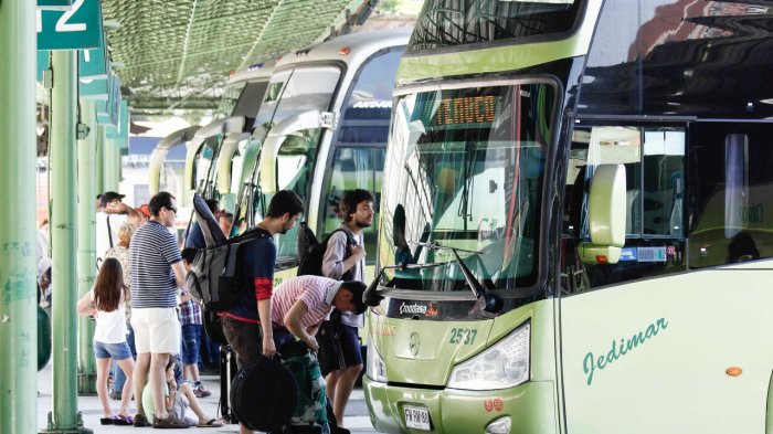 Detuvieron a otros 2 choferes de buses tras dar positivo a cocaína en terminal Alameda Sur