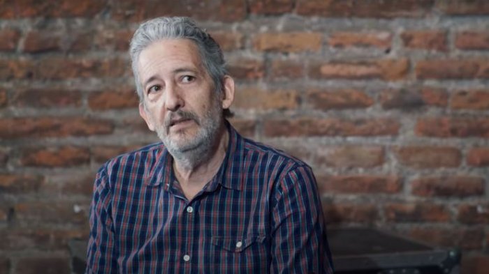 Murió Carlos Fonseca, histórico mánager de Los Prisioneros y figura clave de la música chilena