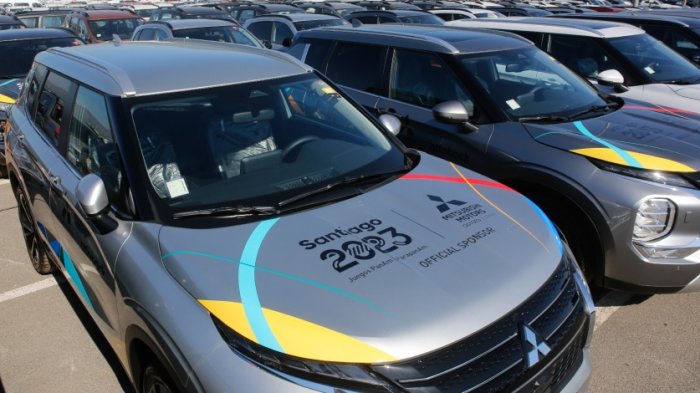 Sueldo de hasta $880 mil: Cómo postular a las 2 mil vacantes de choferes para Santiago 2023