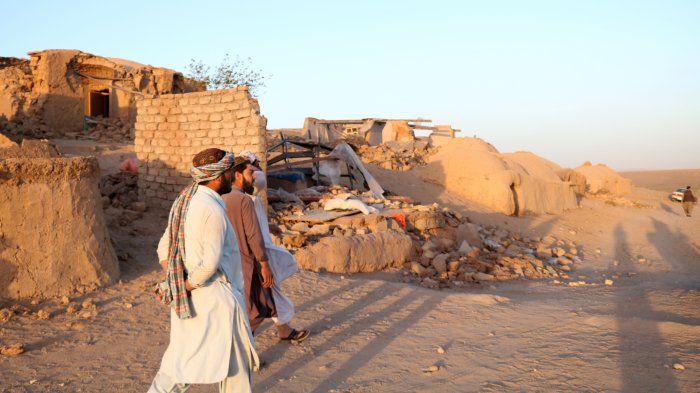 Más de 2 mil muertos dejó terremoto en Afganistán: Fue una de las peores catástrofes desde 1998