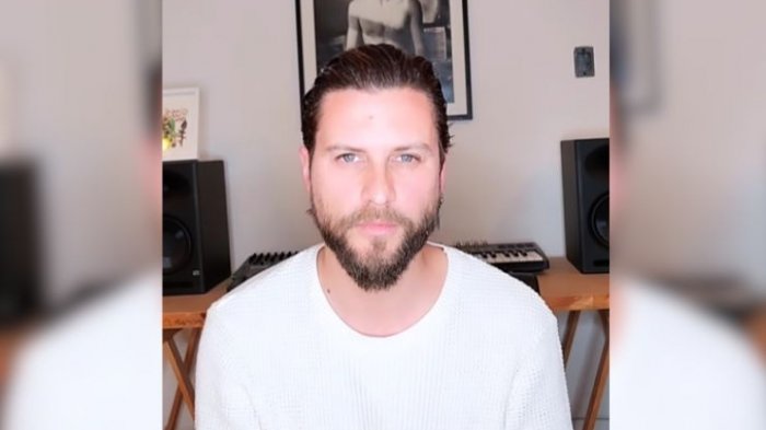 “Acá vamos de nuevo”: Jean-Philippe Cretton reaparece tras internarse en clínica psiquiátrica