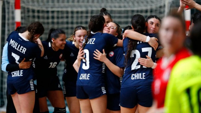 Las Lobas debutaron con el pie derecho tras vencer a Canadá en Handball Femenino de Santiago 2023