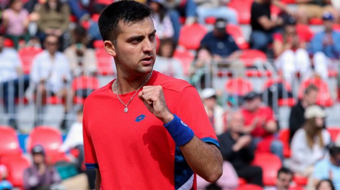 Tomás Barrios sobrevive a otra batalla y ya está en las semifinales del tenis de los Panamericanos 2023