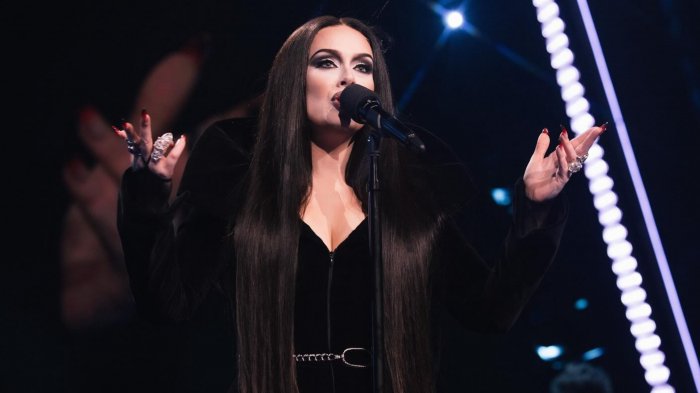 Adele dedica emotivo homenaje a Matthew Perry durante su show en Las Vegas