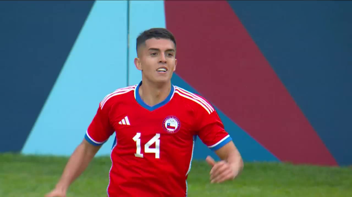 ¡Qué clase! Julián Alfaro marcó el segundo para Chile que supera a República Dominicana