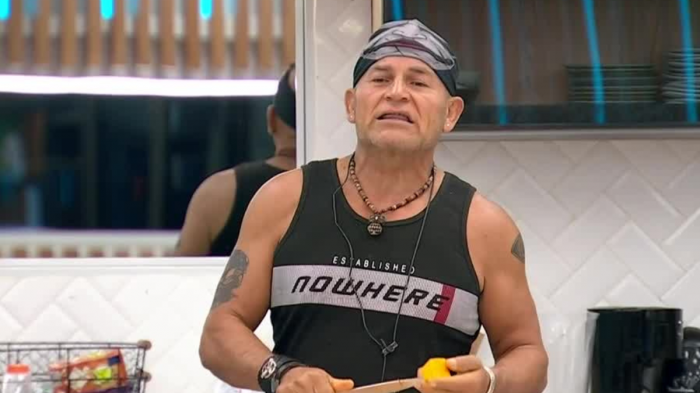 Francisco desató nuevo conflicto con sus compañeros por el teléfono rojo: “Cualquiera puede...”