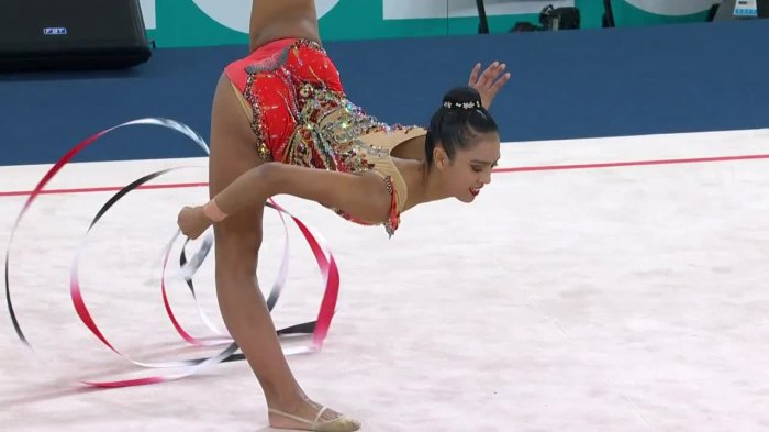 Así fue la elegante presentación de Javiera Rubilar en la gimnasia rítmica de Santiago 2023