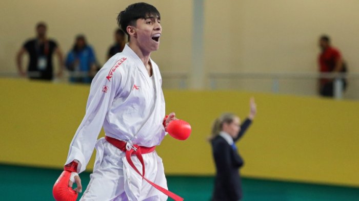 ¡LO REVIRTIÓ! Villalón pasa a la final tras derrotar Colombia en semifinal de karate categoría -60 kg en Santiago 2023