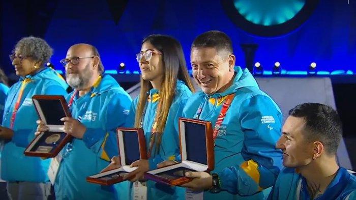 Harold Mayne-Nicholls entregó reconocimiento a los voluntarios que colaboraron en Panamericanos 2023