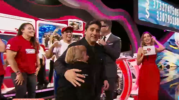 Teletón 2023: Jorge Zabaleta dejó la grande con el público del teatro tras donación