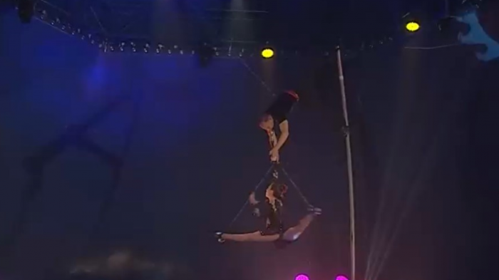 Dúo ucraniano sorprendió con impactante acrobacia en la Teletón 2023