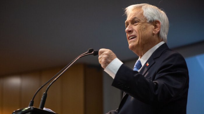 Sebastián Piñera emplazó a Mario Aguilar y aseguró que el paro docente 